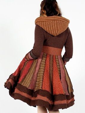 Enlightened Platypus Paris in the Fall Dream Coat Size Medium